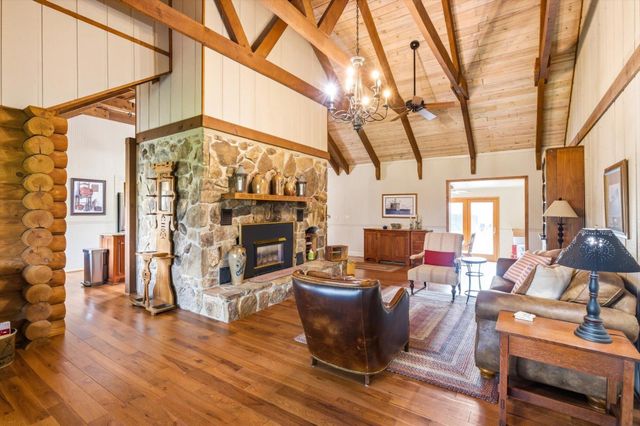209 County Road 576, Englewood, TN 37329