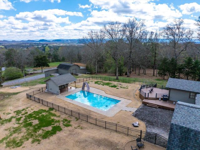 209 County Road 576, Englewood, TN 37329