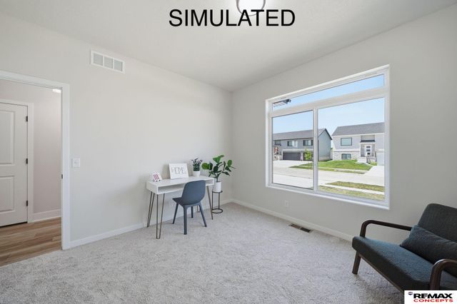 821 Regiment Road, Lincoln, NE 68527