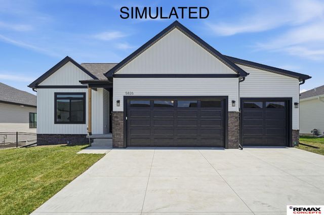 821 Regiment Road, Lincoln, NE 68527