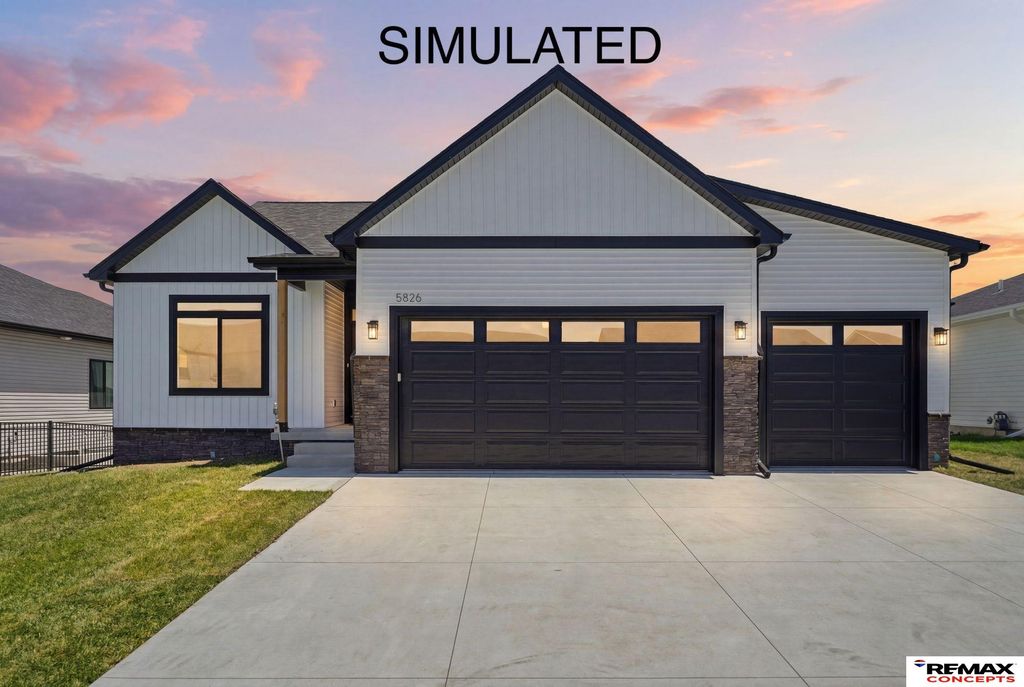 821 Regiment Road, Lincoln, NE 68527