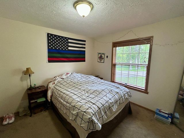 10696 Leaf River Road, Leaf River Twp, MN 56482
