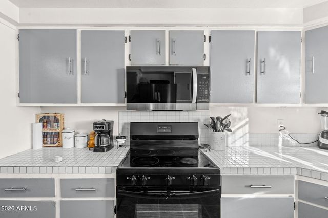 3610 W ABRAHAM Lane, Glendale, AZ 85308