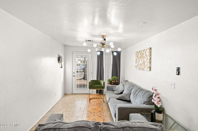 3610 W ABRAHAM Lane, Glendale, AZ 85308