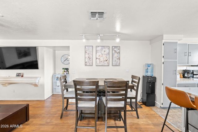 3610 W ABRAHAM Lane, Glendale, AZ 85308