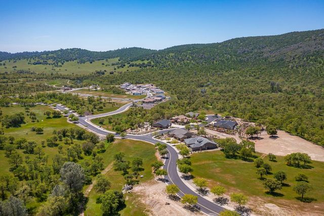 357 Quail Creek Dr, Copperopolis, CA 95228