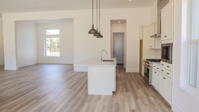 357 Quail Creek Dr, Copperopolis, CA 95228