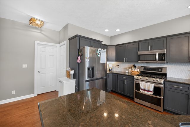 129 Titleist Trail, Poplar Grove, IL 61065