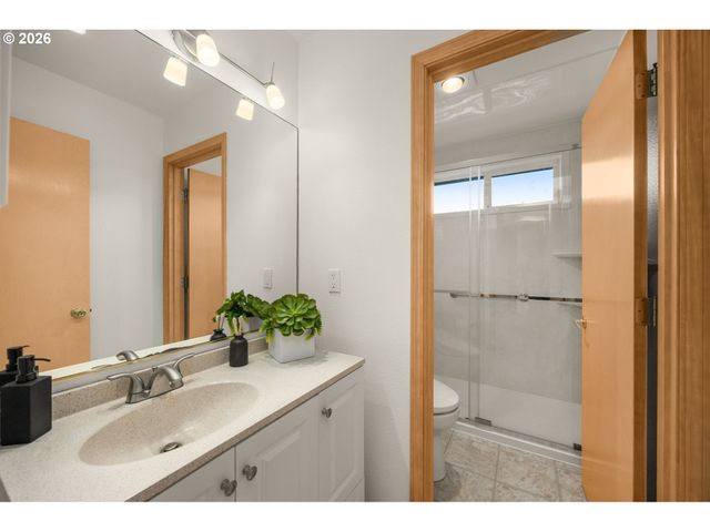 18254 Sw JANN Dr, Beaverton, OR 97003