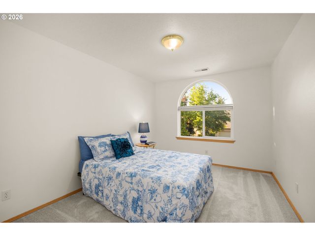 18254 Sw JANN Dr, Beaverton, OR 97003