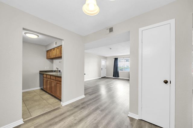 615 Colonial Drive UNIT 1, Fort Walton Beach, FL 32547