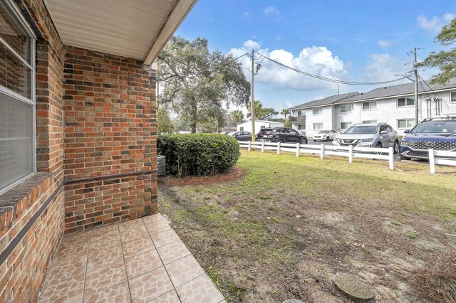 615 Colonial Drive UNIT 1, Fort Walton Beach, FL 32547
