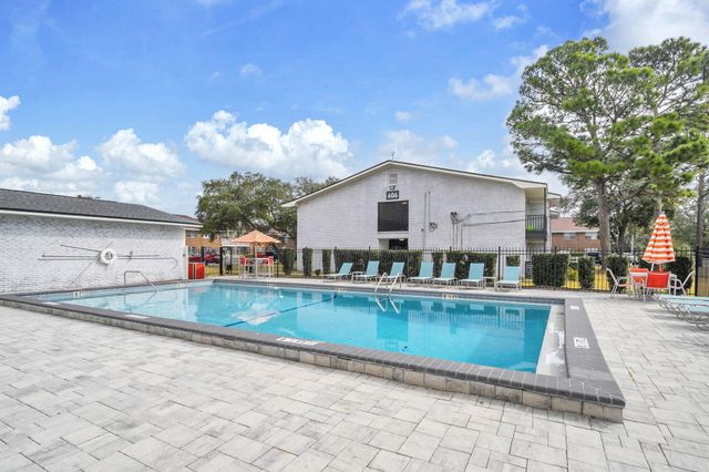 615 Colonial Drive UNIT 1, Fort Walton Beach, FL 32547