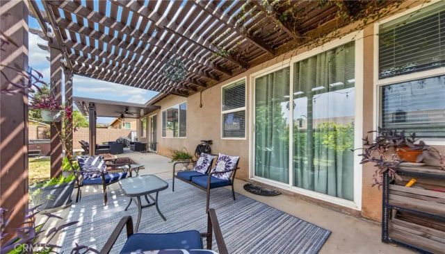 603 E Omar St, Banning, CA 92220