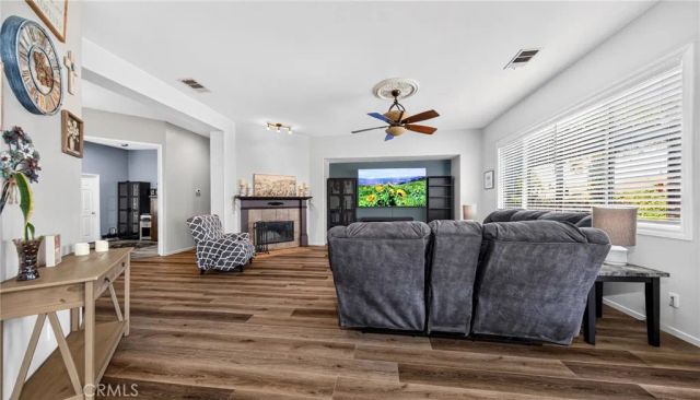 603 E Omar St, Banning, CA 92220