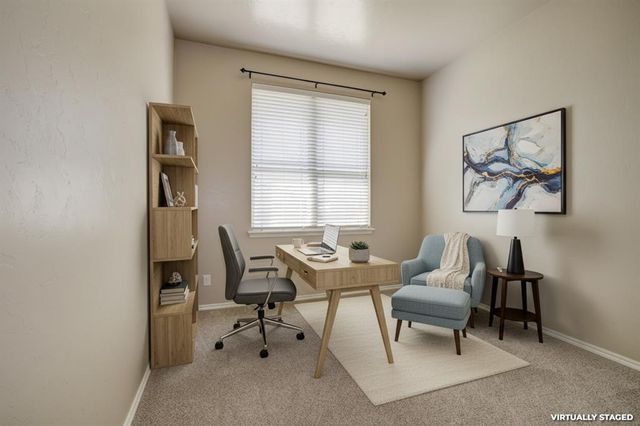 909 E Carolyn Ridge Road, Norman, OK 73071