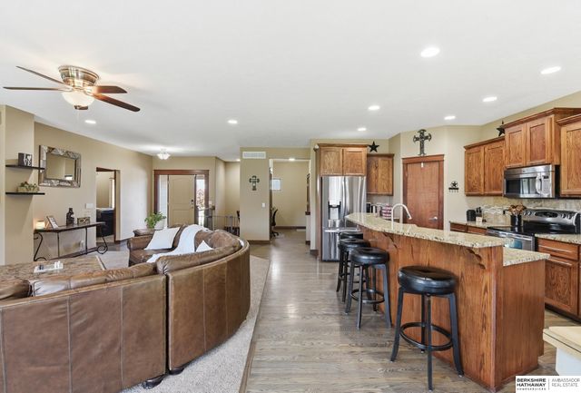 2210 Lola Circle, Bellevue, NE 68147