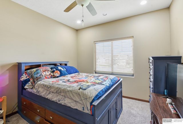 2210 Lola Circle, Bellevue, NE 68147