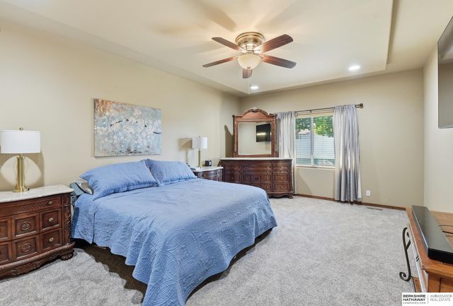 2210 Lola Circle, Bellevue, NE 68147
