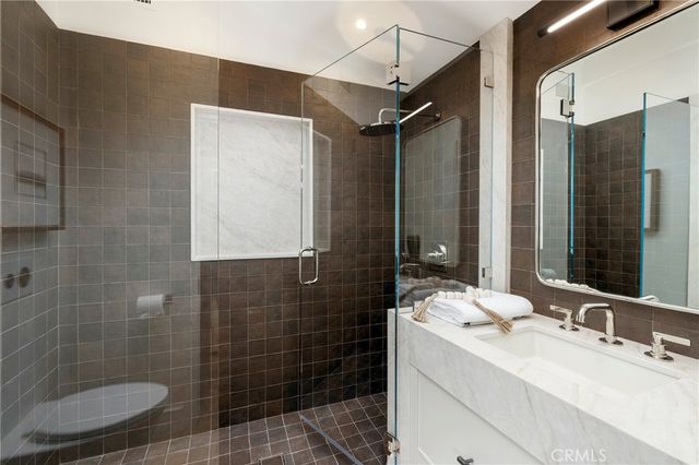 19281 Sierra Cadiz, Irvine, CA 92603