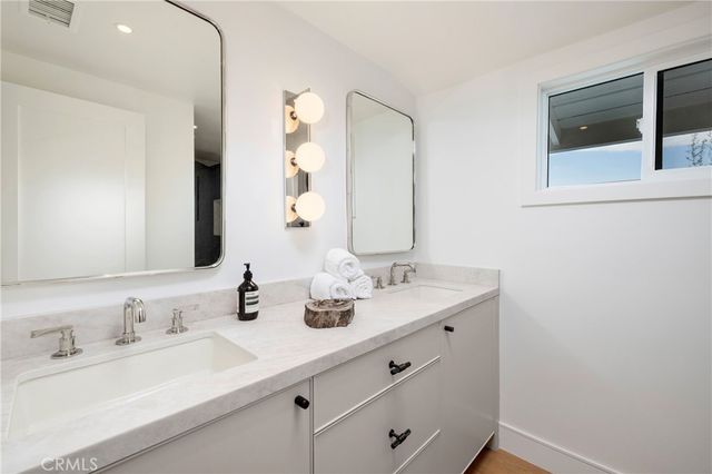 19281 Sierra Cadiz, Irvine, CA 92603