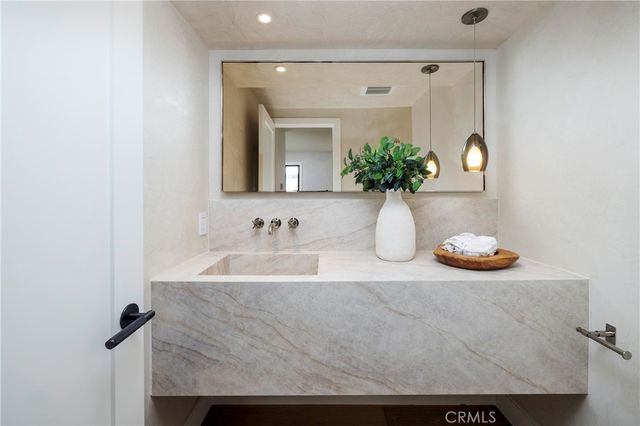 19281 Sierra Cadiz, Irvine, CA 92603