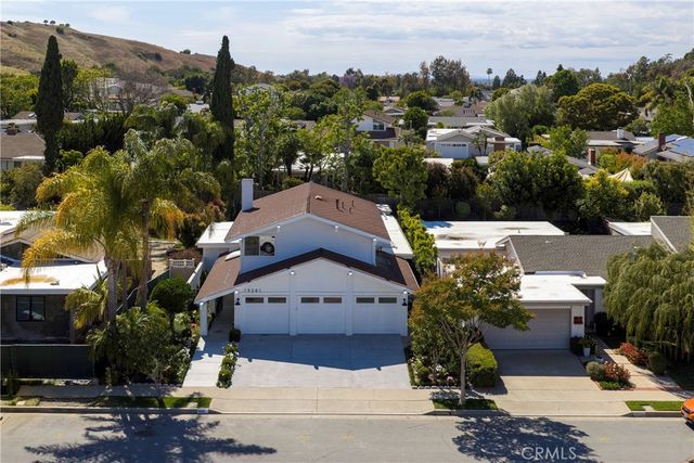 19281 Sierra Cadiz, Irvine, CA 92603