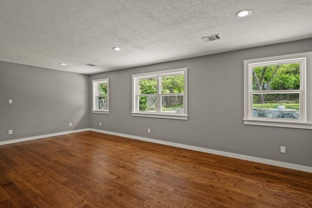 4609 Inwood Road, Fort Worth, TX 76109