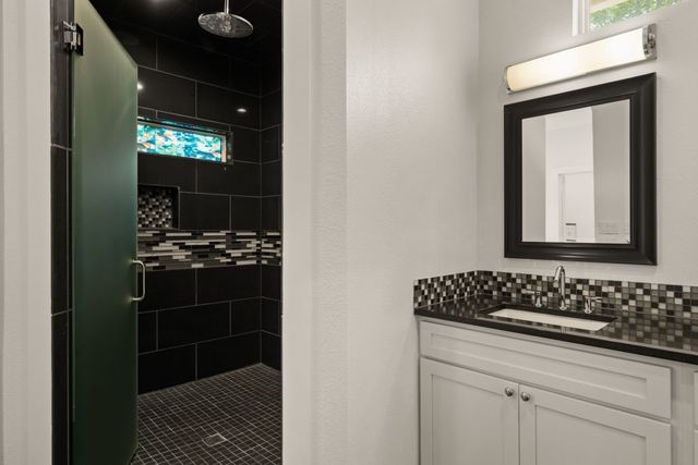 4609 Inwood Road, Fort Worth, TX 76109