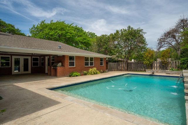 4609 Inwood Road, Fort Worth, TX 76109