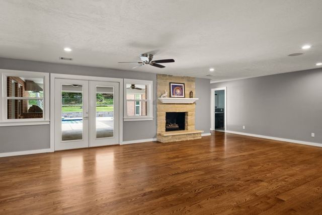 4609 Inwood Road, Fort Worth, TX 76109