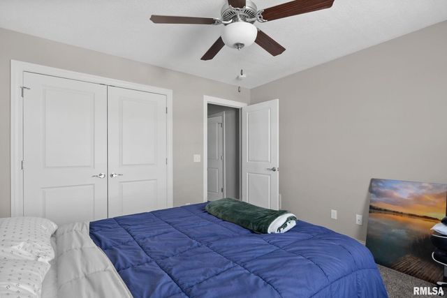 4434 W SLATE CREEK Drive, Bettendorf, IA 52722