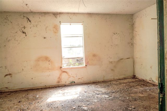 2832 Milam Street, Fort Worth, TX 76112