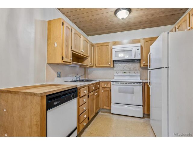 605 S Clinton St 5A, Denver, CO 80247