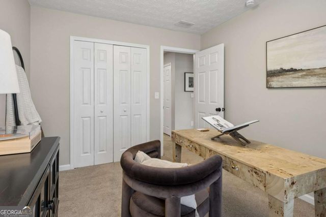 6608 Splashwater Drive, Flowery Branch, GA 30542