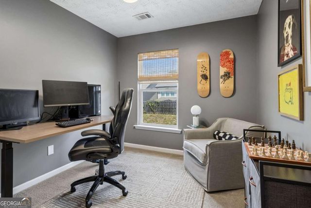 6608 Splashwater Drive, Flowery Branch, GA 30542