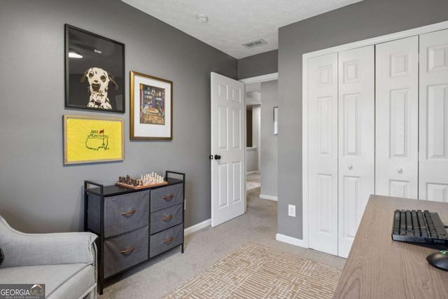 6608 Splashwater Drive, Flowery Branch, GA 30542