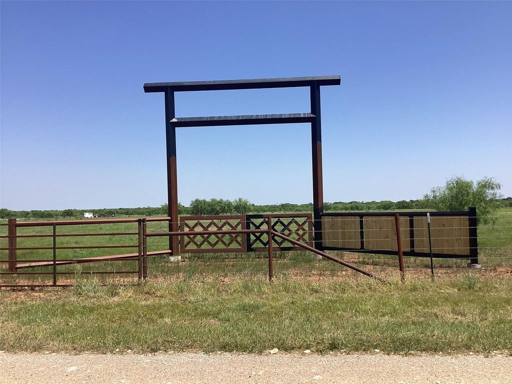 222 CR 381, Merkel, TX 79536
