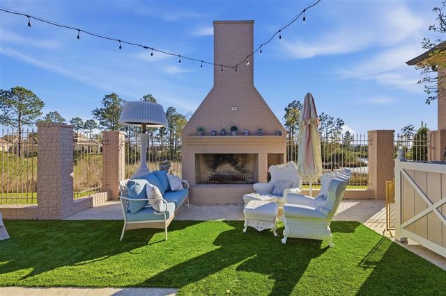 5917 Sawgrass Court, Lake Charles, LA 70605