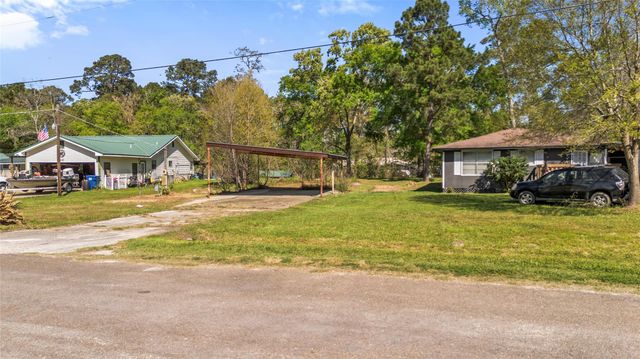 662 Tallow Street, Onalaska, TX 77360