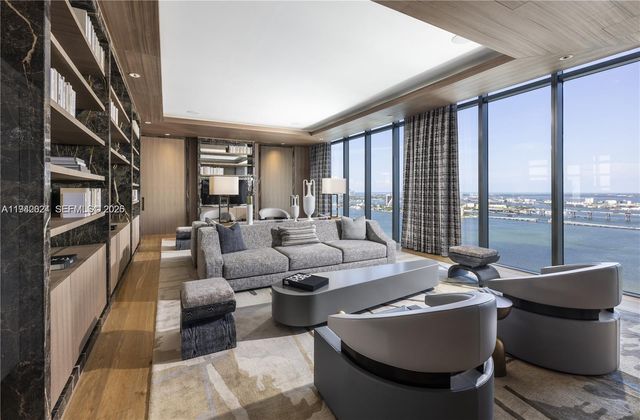 788 NE 23rd St 3201, Miami, FL 33137