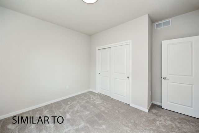 9624 Thorton Drive, Johnston, IA 50131