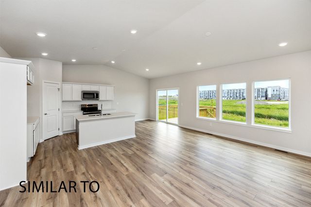 9624 Thorton Drive, Johnston, IA 50131