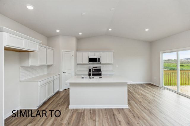 9624 Thorton Drive, Johnston, IA 50131