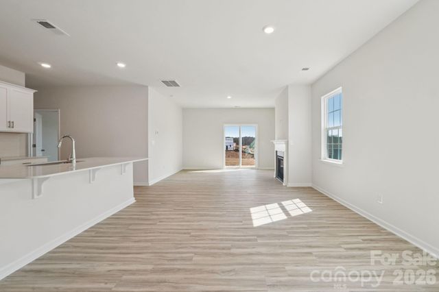 3844 Maxwell Henry Lane NW, Conover, NC 28613