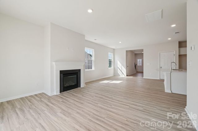 3844 Maxwell Henry Lane NW, Conover, NC 28613