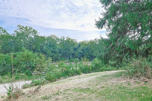 8840 Mary Ingles HWY, California, KY 41007