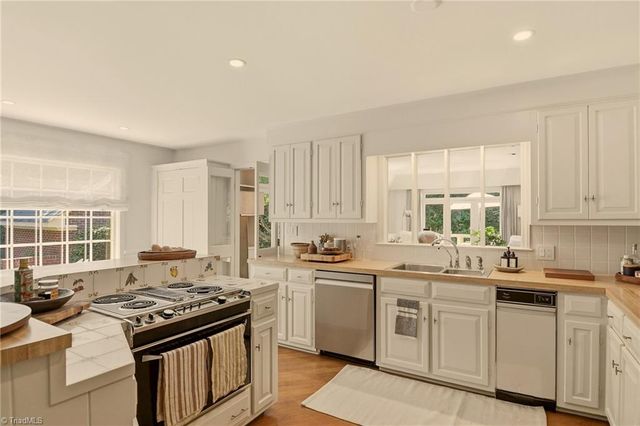 930 Wellington Road, Winston-salem, NC 27106