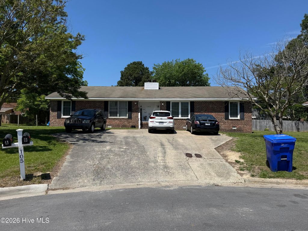 105 Mosby Circle A&B, Greenville, NC 27834