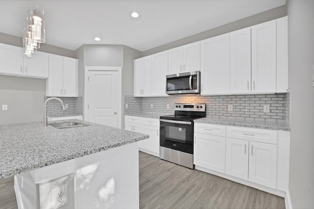 1636 Elsie Faye Heggins Street, Dallas, TX 75215